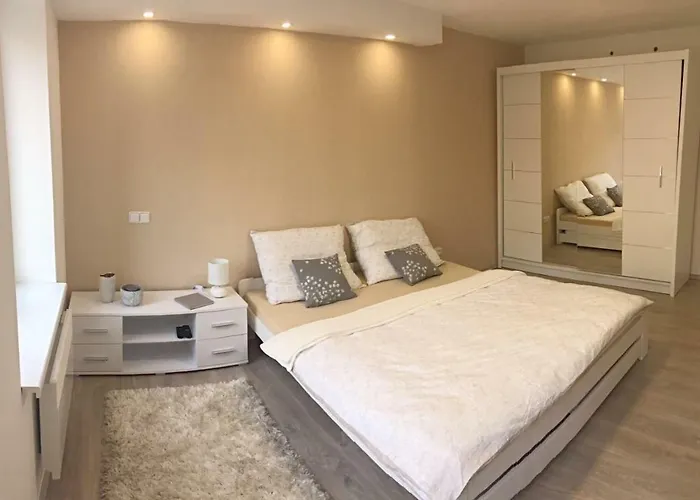 Apartman U Zlate Hroudy