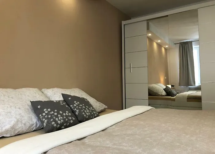 Apartman U Zlate Hroudy