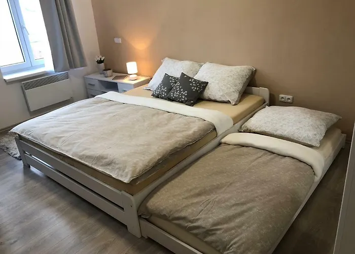 Apartman U Zlate Hroudy